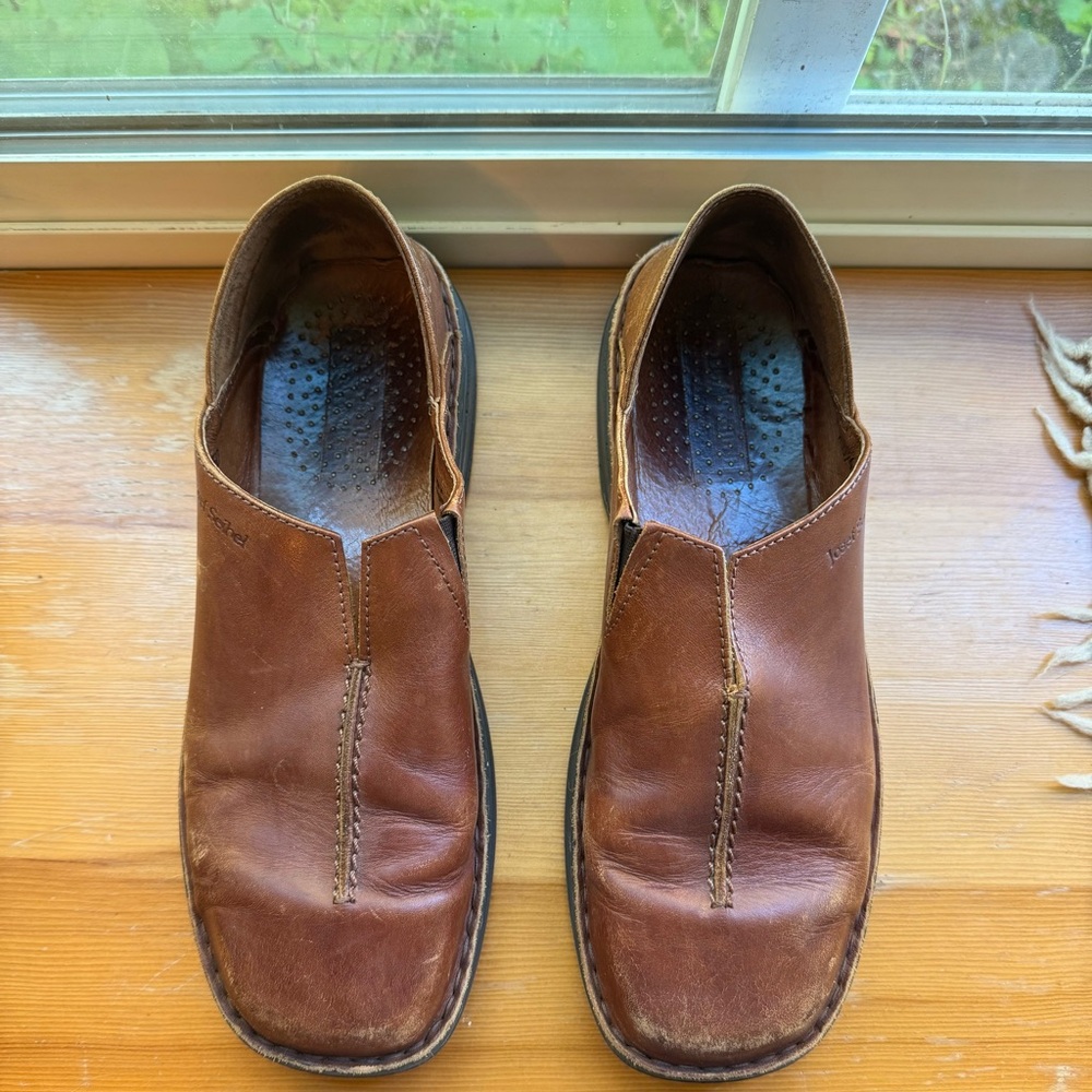 Vintage Leather Clogs